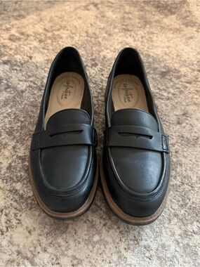 Clarks Black Leather Penny Loafers Women’s Size 7.5 Chunky Comfort